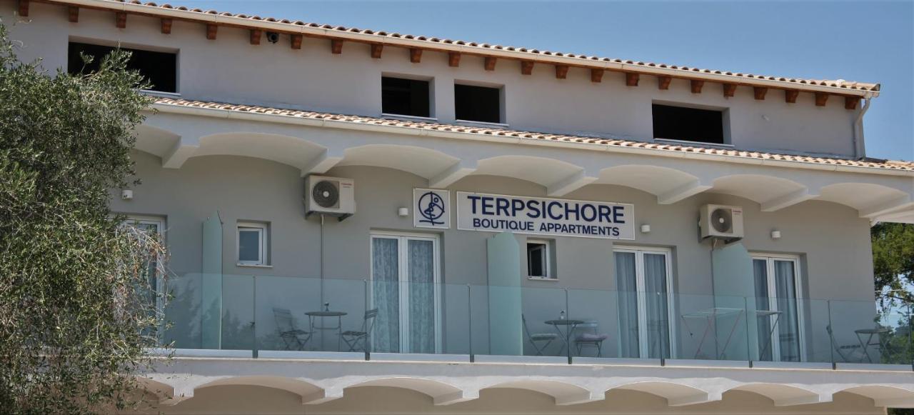 Terpsichore Boutique Appartments Дасия Екстериор снимка